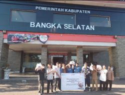 Jelang Lebaran IdulFitri 1444 H, PT Timah Tbk Serahkan Ribuan Paket Sembako untuk Warga Basel