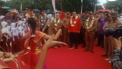Kemeriahan Kedatangan Bupati Bangka Selatan Riza Herdavid di Program Aik Bakung, Desa Sumber Jaya Permai