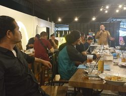Bangun Sinerjitas Ke Insan Pers, Bupati Riza Herdavid Tantang Kepala OPD Buat Karya Tulis Ilmiah
