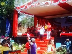 Hari ke Dua,Riza-Debby Bersama Masyarakat  Tumpah Ruah Saksikan Pawai Baris Berbaris HUT RI Ke-78