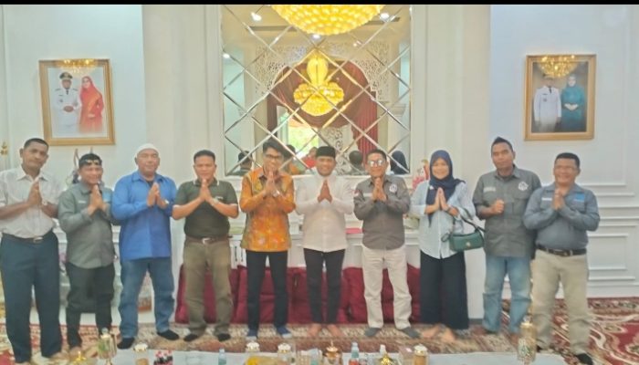 Pengurus PJS Riau Silaturahim Dengan Bupati Pelalawan, Calon Penerima PJS Award 2024