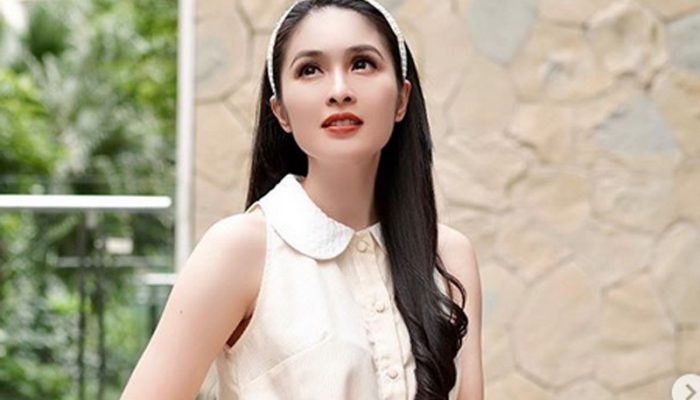 Profil Aktris Cantik Sandra Dewi Asal Pangkalpinang Babel