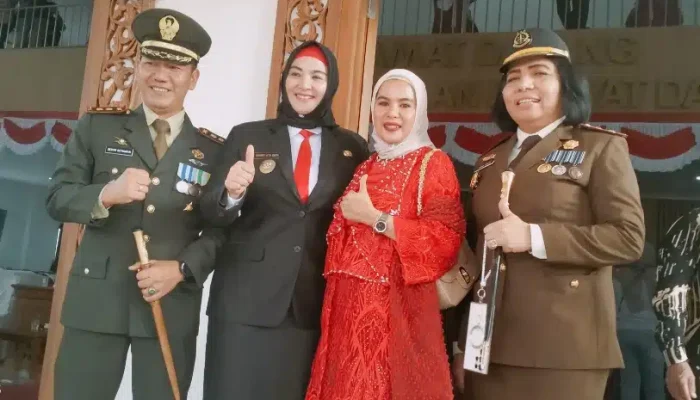 Wabup Debby Hadiri Pelantikan Anggota DPRD Baru Bangka Selatan