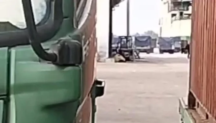 Dugaan Pelanggaran PT BSAL, Pengiriman 15 Truk Timah Balok Belitung Menuju Bangka