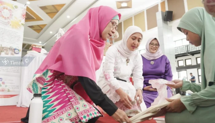 Pemberdayaan Perempuan Melalui Women Program In Tins PT Timah Tbk”