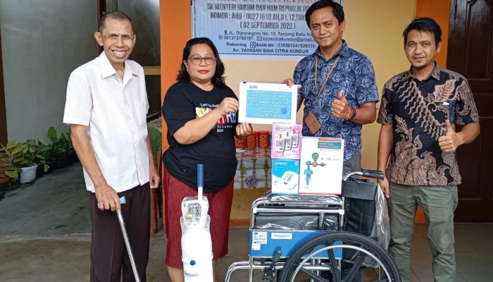 PT Timah Bantu Alkes untuk Yayasan Bina Citra Kundur, Permudah Layanan Kesehatan Lansia