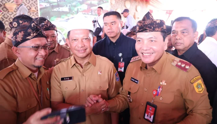Momen Hari Desa Nasional: Mendagri dan Pj Bupati Bogor Ajak Kades Majukan Desa