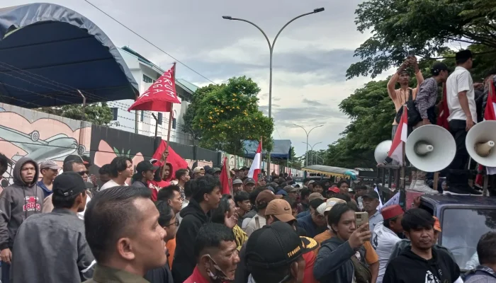 Bentrokan Berdarah di PIK! Warga Kapuk Muara Vs Preman Bayaran Developer