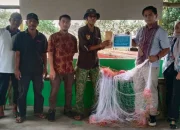 PT Timah Bantu Jaring Udang untuk Nelayan Sawang Laut, Dorong Peningkatan Hasil Tangkapan
