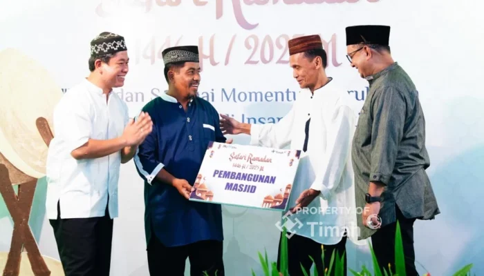 PT Timah Salurkan Bantuan Renovasi Tempat Wudhu di Masjid Al-Hidayah Mentok