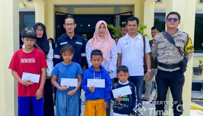 PT Timah Santuni 300 Anak Yatim di Bangka Jelang Idul Fitri