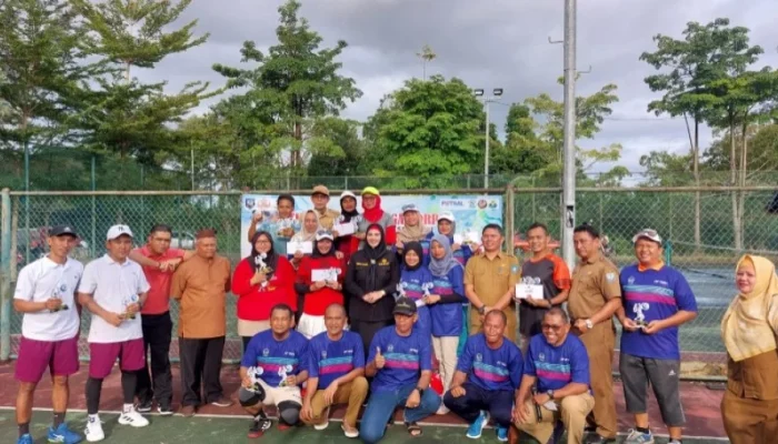 Wabup Debby Tutup Turnamen Tenis KORPRI HUT ke-22 Bangka Selatan