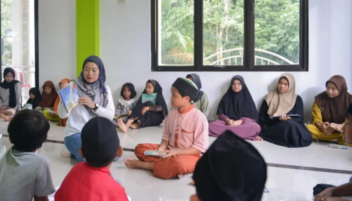 Sobat Aksi Ramadan PT TImah Bebagi Keceriaan Bersama Anak Yatim Piatu di Bangka Barat