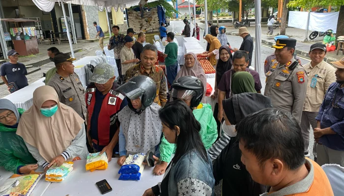 Jelang Idul Fitri, Polres Bangka dan Pemda Gelar Pasar Murah di Sungailiat