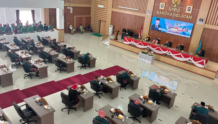 Rapat Paripurna DPRD Bangka Selatan: Wabup Debby Tekankan Kebersamaan Bangun Daerah