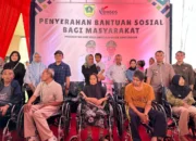 Program 100 Hari Bupati Bogor: Salurkan Kursi Roda dan Gerobak UMKM