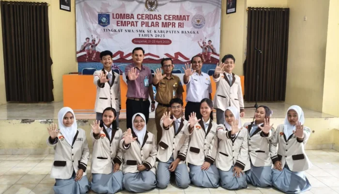Siswa Beasiswa PT Timah Raih Juara 1 LCC Empat Pilar