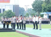 32 Personel Polda Babel Diberikan Reward and Punishment , Irjen Pol Hendro Pandowo: Jadikan Motivasi