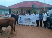 Berbagi Kebahagiaan, Harwendro Dewanto Salurkan 50 Sapi Kurban