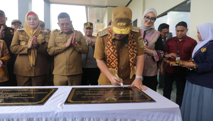 SMA Negeri 3 Toboali Diresmikan, Bupati Riza Siap Dukung Akses Transportasi Siswa