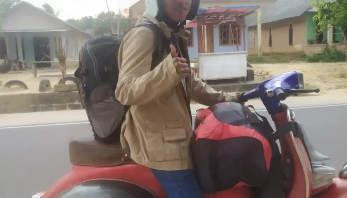 Red Dak, Vespa Tua yang Menghidupkan Jalan Kenangan