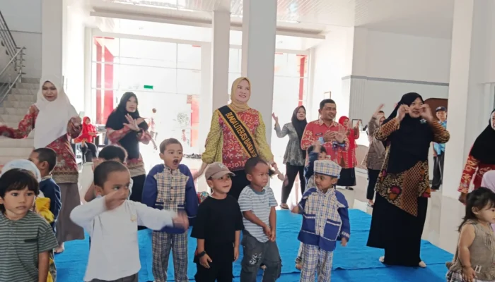 Bunda Literasi Elizia Riza Herdavid Ajak Anak PAUD Gemar Membaca di Momen Hari Anak Nasional