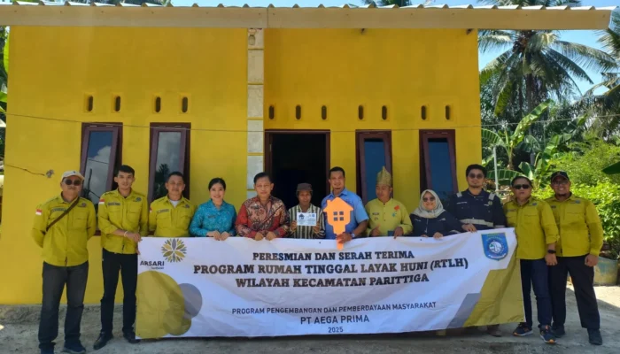 Arsari Tambang PT Aega Prima Bantu RTLH dan Deklarasi Desa ODF, Harwendro: Bukti Perusahaan untuk Masyarakat
