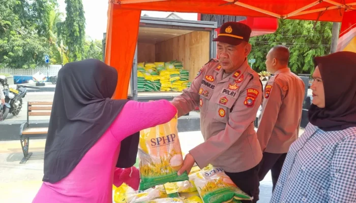 Polres Bangka Selatan Gelar Gerakan Pangan Murah, 2 Ton Beras Ludes Terjual