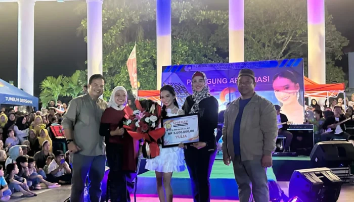 Ribuan Warga Padati Panggung Apresiasi Yulia D’Academy 7 di Toboali