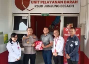 HUT Humas Polri ke-74: Polres Basel Bersama RSUD Junjung Besaoh dan PMI Basel Tebar Kepedulian Lewat Donor Darah