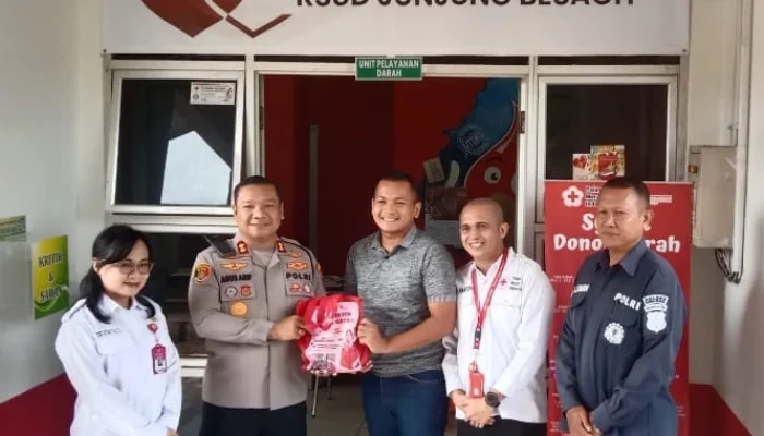 HUT Humas Polri ke-74: Polres Basel Bersama RSUD Junjung Besaoh dan PMI Basel Tebar Kepedulian Lewat Donor Darah