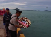 Polairud Presisi Menuju Indonesia Maju, Kapolres Basel Laksanakan Upacara Tabur Bunga