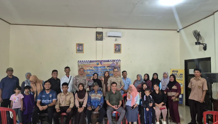 Warga Gunung Pelawan Dapat Edukasi Tertib Berlalu Lintas dari Satlantas Bangka