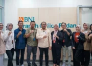 Kepala Staf Kepresidenan Tinjau Program Magang Nasional di BNI Padang