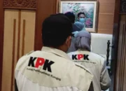 Penggeledahan Kasus Suap dan Gratifikasi di Ponorogo,KPK Amankan Dokumen dan Senpi