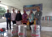 Wabup Syahbudin melalui Dinsos Bangka Salurkan Mesin Usaha untuk Dorong Ekonomi Keluarga