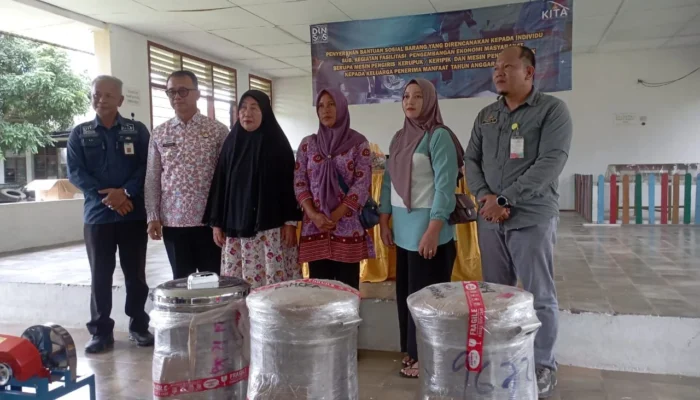 Wabup Syahbudin melalui Dinsos Bangka Salurkan Mesin Usaha untuk Dorong Ekonomi Keluarga