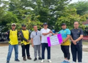 Bupati Feri Insani Ajak Warga Jaga Kebersihan Usai Terima Bantuan PT Aega Prima