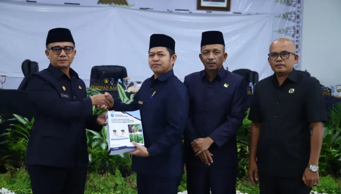 DPRD Bangka Gelar Paripurna: Bupati Fery Insani Sampaikan Visi Bangka Harmoni Raperda RPJMD 2025-2029