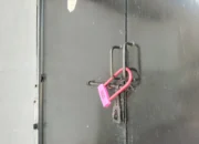 Rumah Pengusaha Afat Tergembok Besar, Tak Berpenghuni di Tengah Penyidikan Kejari Basel