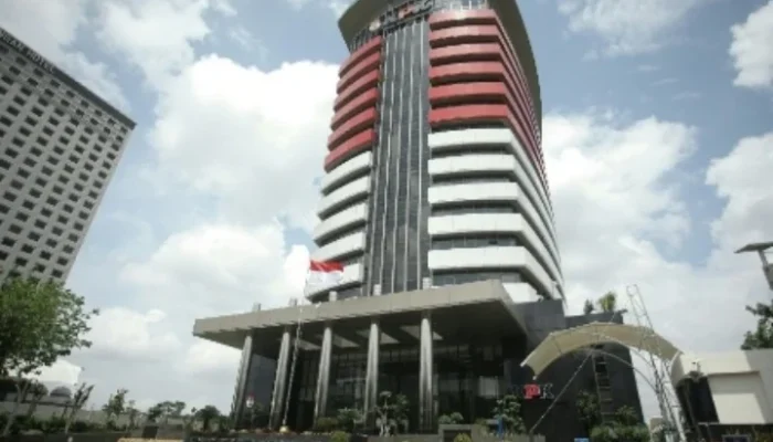Geledah Dua Kota, KPK Amankan Bupati dan Pimpinan DPRD Lampung Tengah