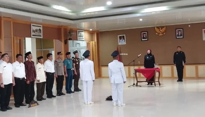 Pelantikan PJ Kades Bangka Kota dan Tirem, Wabup Debby Ingatkan Tugas Utama Pelayanan Publik