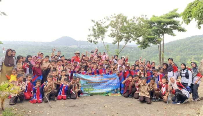 Ratusan Siswa SDN 18 Pangkalpinang Belajar Bertahan dan Peduli Lingkungan di Alam Bukit PAO Bangka Tengah