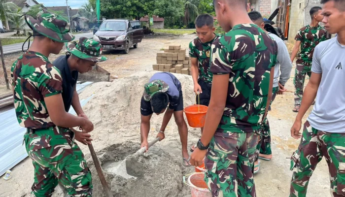 Program TMMD ke-127 Kebut Renovasi Rumah Warga Pulau Lepar