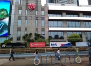 Bursa Saham Indonesia Kembali Ambruk, Ada Apa Ini?