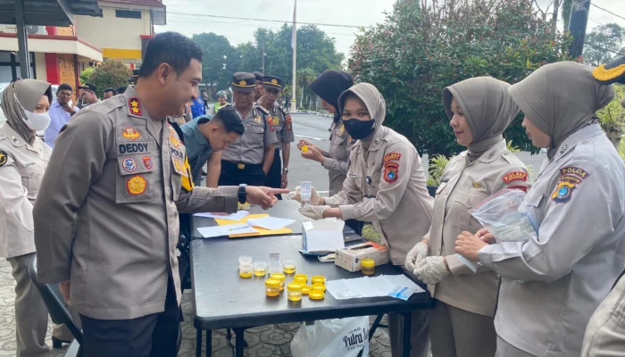 Polres Bangka Gelar Tes Urine Personel, Tegaskan Komitmen Berantas Narkoba