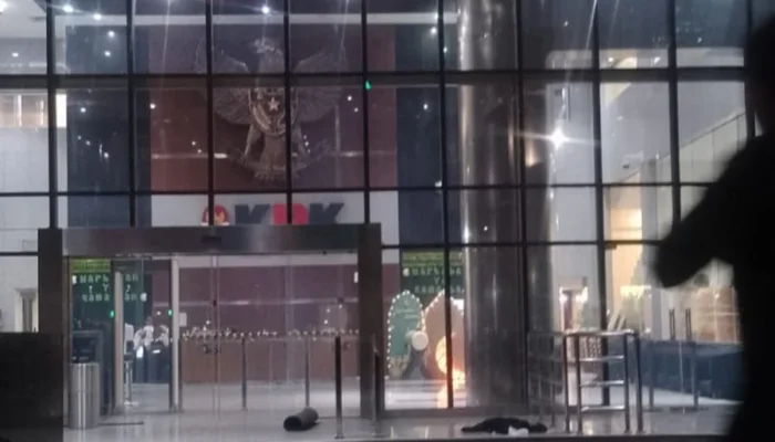 KPK Gemar OTT: Ikan Kecil Tertangkap, Ikan Besar Masih Berenang Bebas!