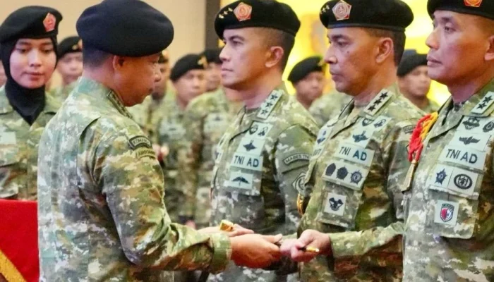 Panglima TNI Lantik Letjen Lucky Avianto Pimpin Kogabwilhan III Wilayah Timur