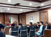 Hakim Tolak Tuntutan Jaksa Kasus UU ITE, Aktivis Lokataru Delpedro Marhaen dkk Divonis Bebas