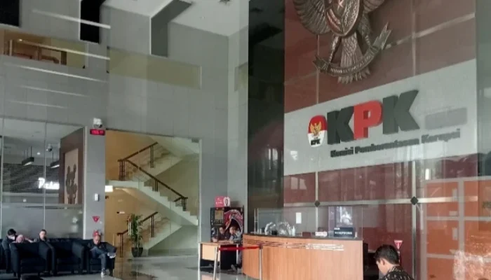 KPK Makin Ganas, Bupati Cilacap Terjaring OTT